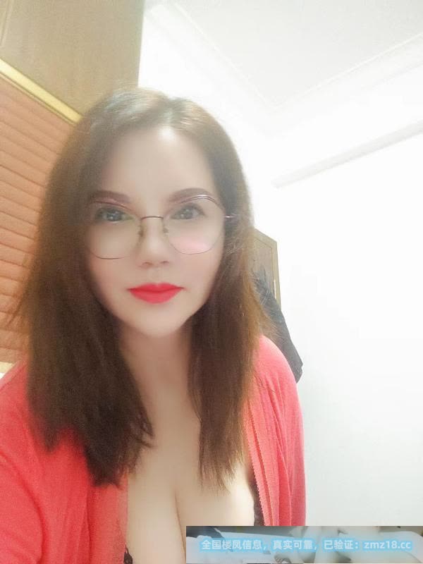白云梅花园骚妇