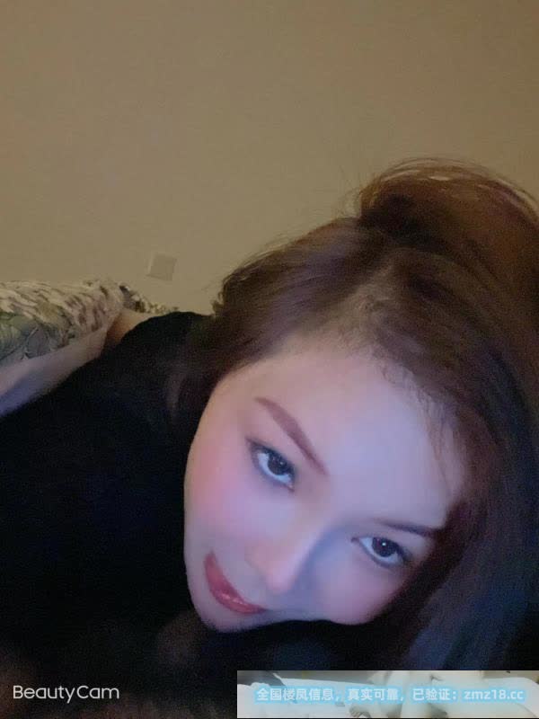 迈皋桥大胸小姐姐