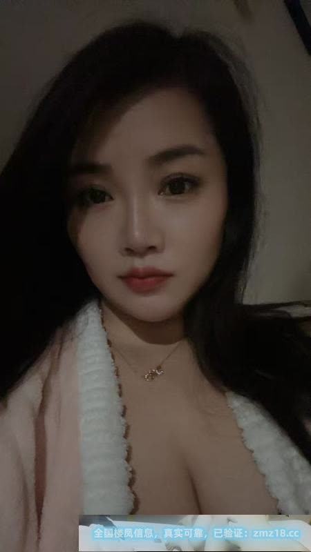 服装店老板娘