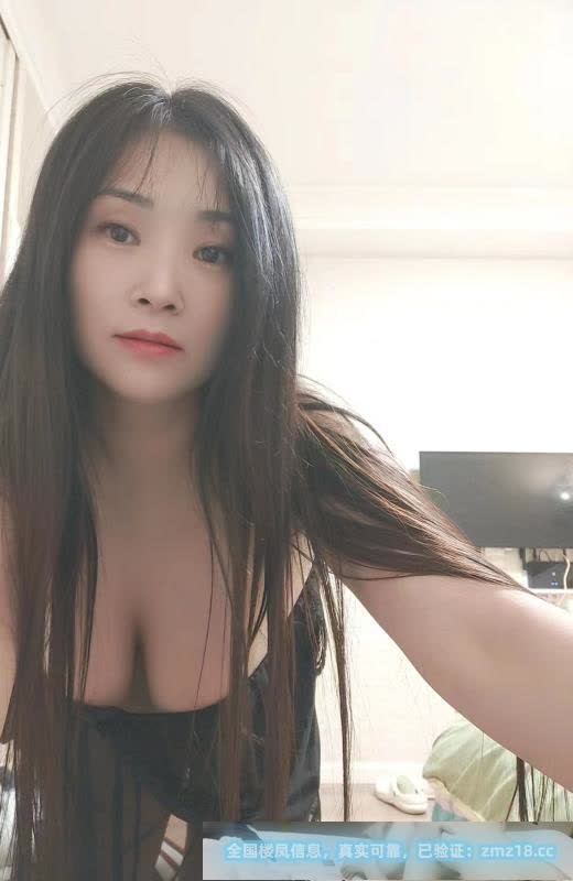 风骚大胸姐姐