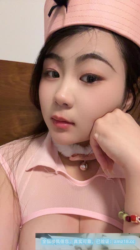 建邺可爱大胸嫩妹米子