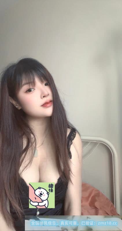 风骚肥臀大奶的小爱