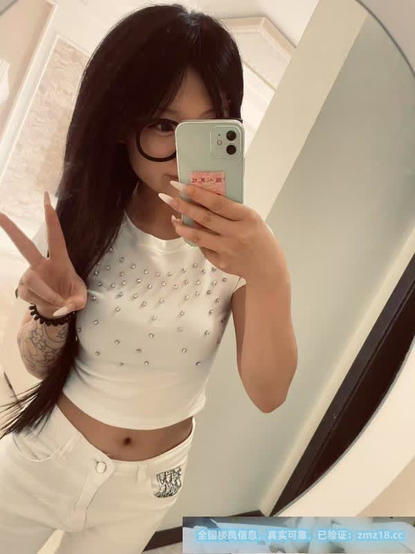 08三点粉小妹妹回归