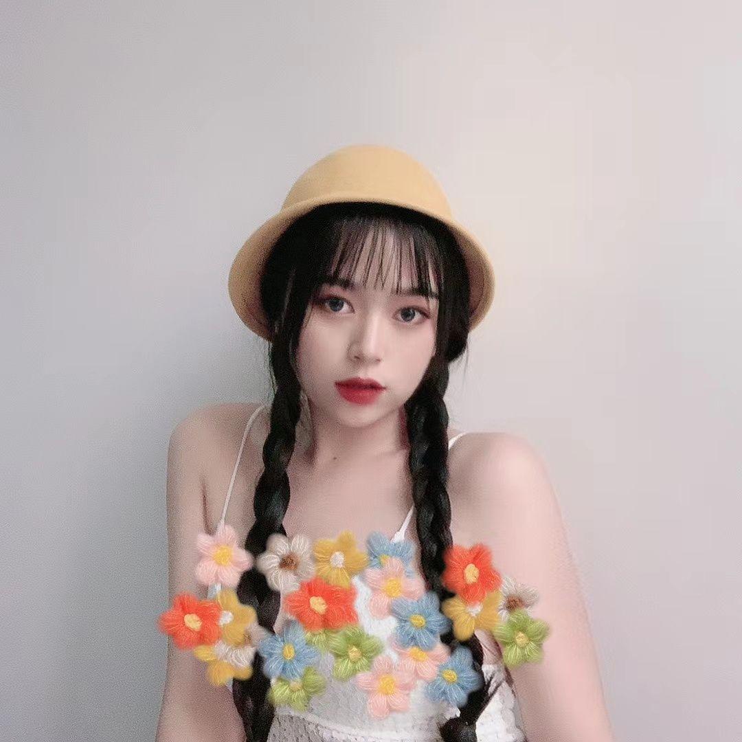 兼职少妇在自己家做，非常刺激，边做边给老公打电话