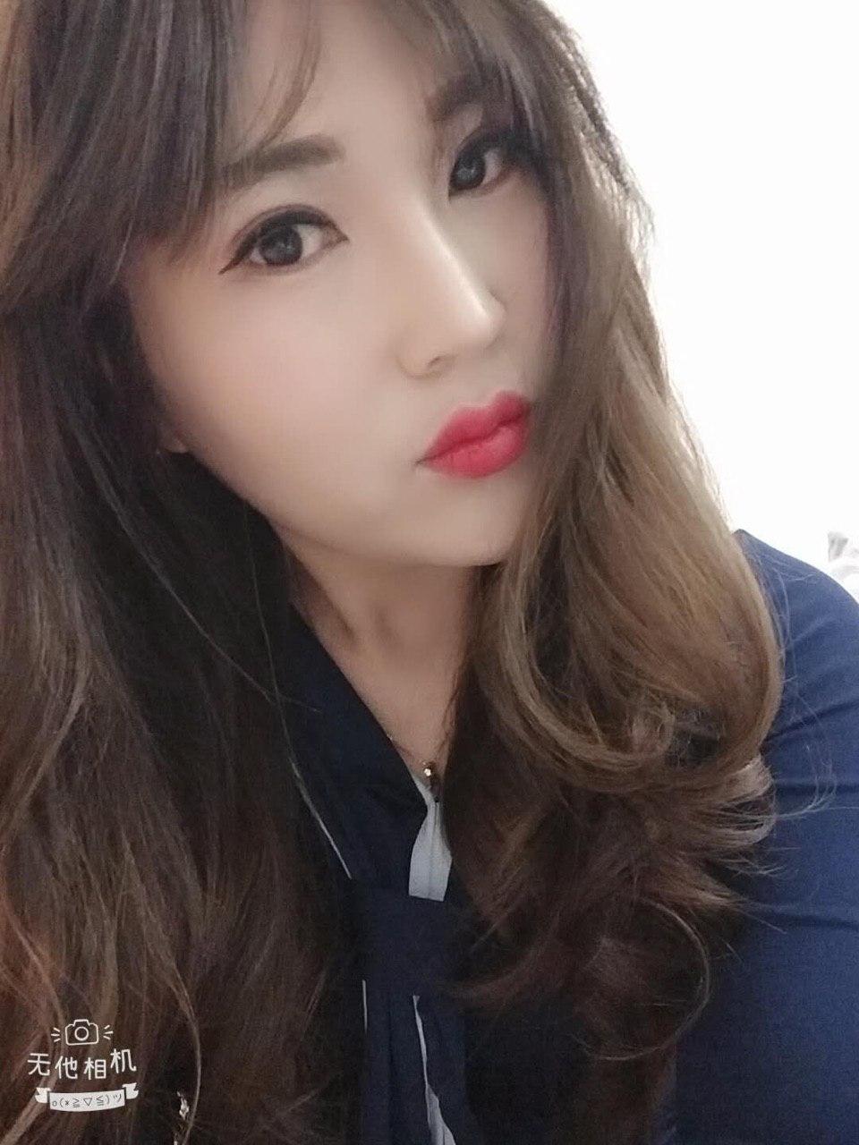 露露服务颜值不错