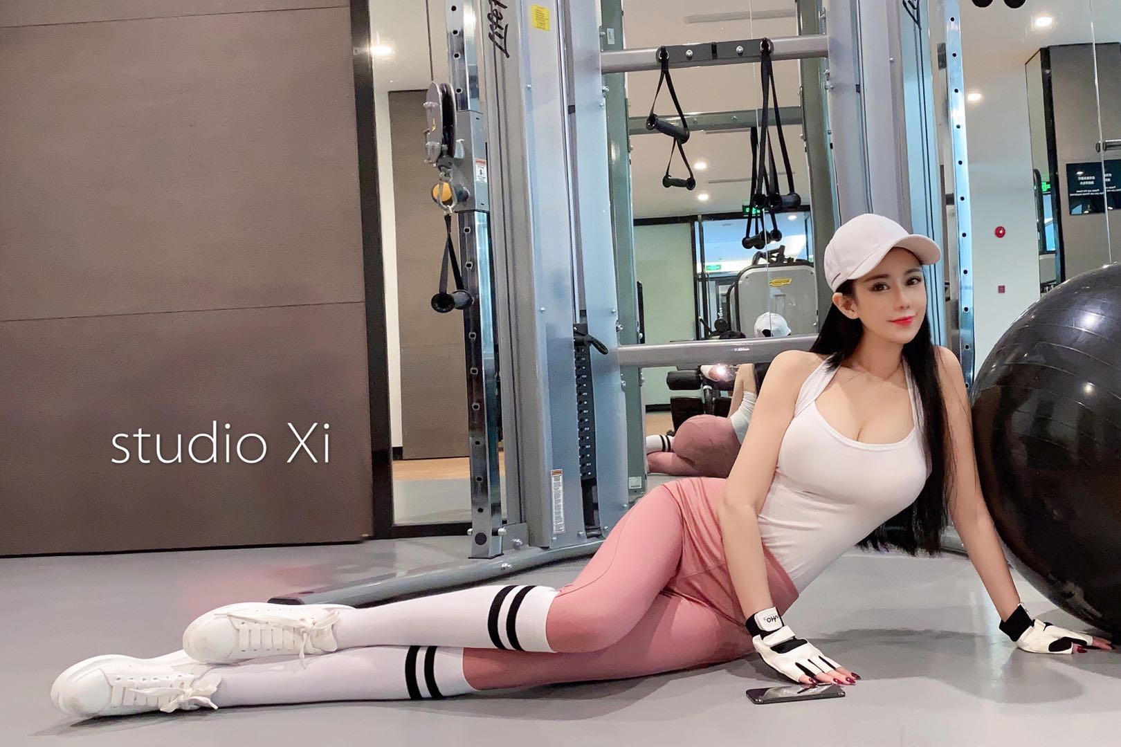 新下海妹妹逼紧