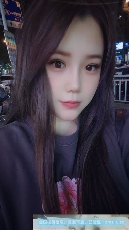 风骚G奶小姐姐