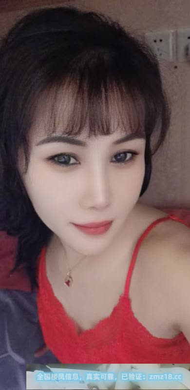 丰满大胸熟女